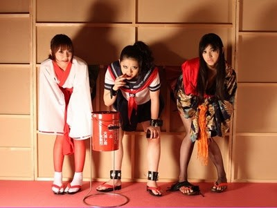 Kaori (Mint Suzuki), Nonoko (Asami), and Nagasi (Saori Hara)