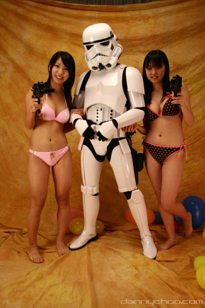Stormtrooper meets Japanese Idols
