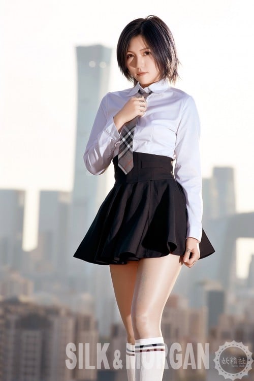 AceZoey315 schoolgirl