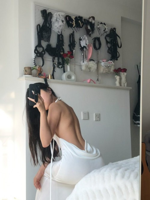 F4mYqKNbYAAGPS_