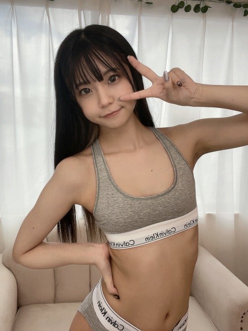 1 (17)
